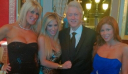 William_Jefferson_Clinton_with_porn_stars