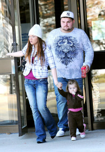 Amber-Portwood-and-Leah Amber Portwood, Gary Shirley, and their daughter Leah